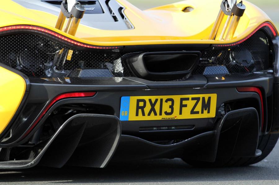  McLaren P1 2015 года  (фото 22 из 39)